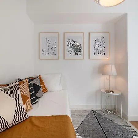 Portuguese Modern Style Flat For 4 * Lisboa